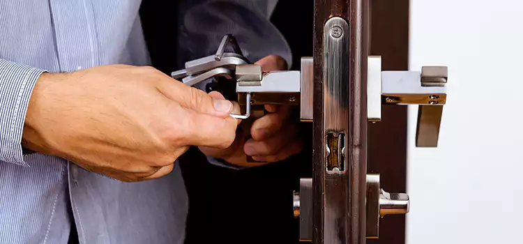 Commercial Door Lock Repair Gladstone