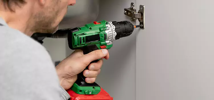 Commercial Door Hinge Repair Gladstone